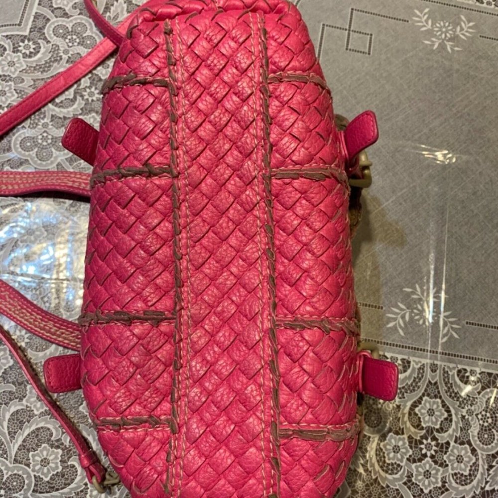 BOTTEGA VENETA Intrecciato Crossbody Bag - Picture 4 of 17